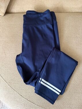 Fabletics Motion365+ Navy Blue High-Waisted Leggings | EUC